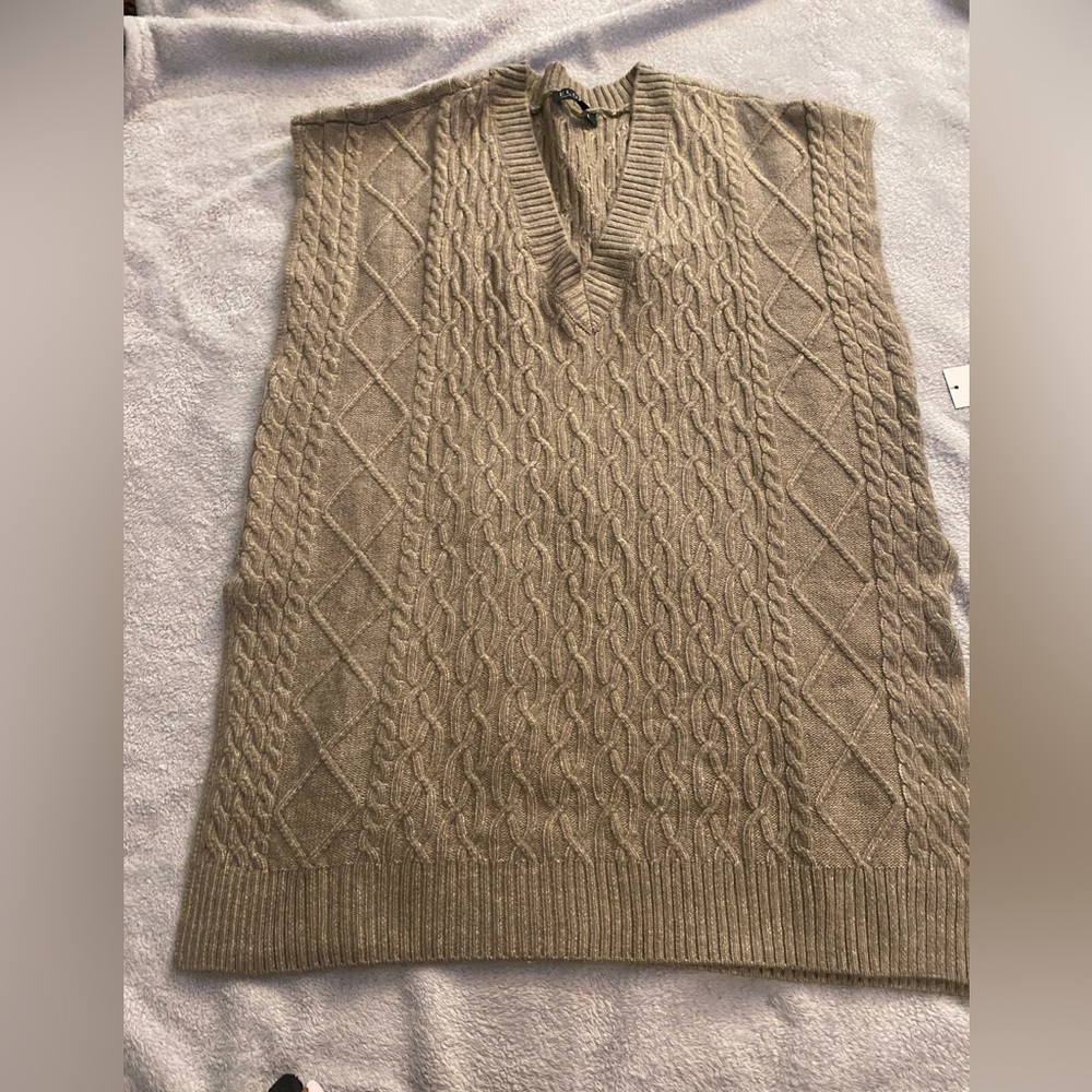 Cable Knit Sweater Vest